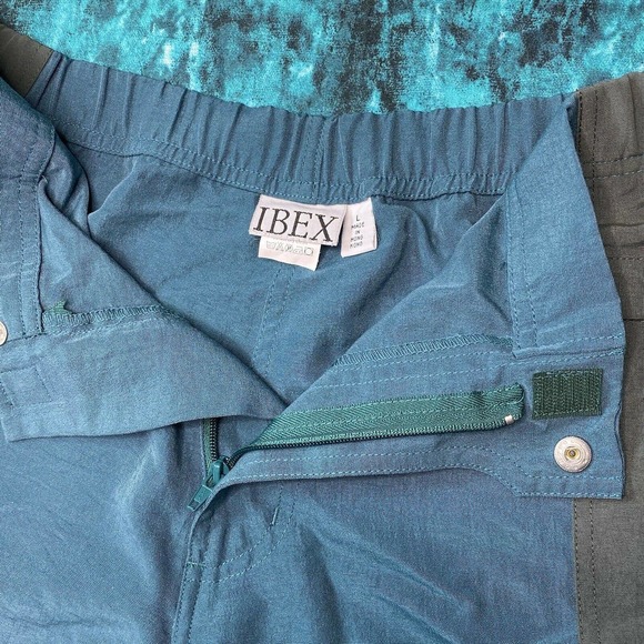 IBEX Athletic Shorts Large Green Gray Nylon Hiking - Picture 4 of 6